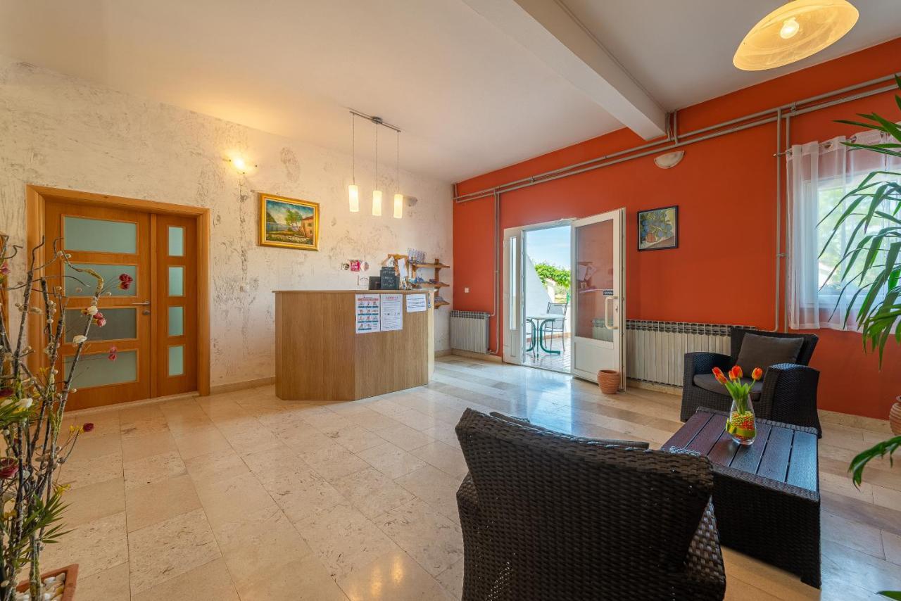 Bed & Breakfast Maki Biograd Na Moru Eksteriør billede