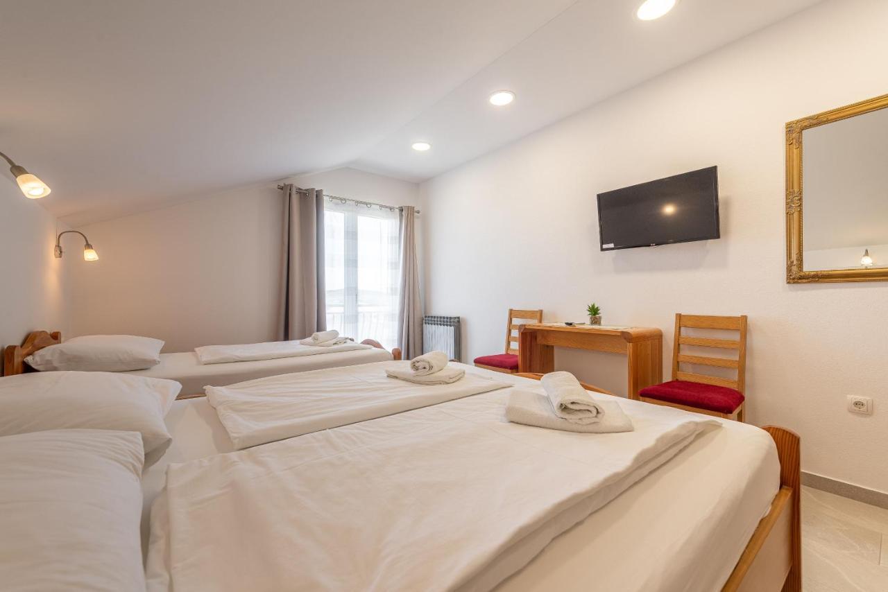 Bed & Breakfast Maki Biograd Na Moru Eksteriør billede
