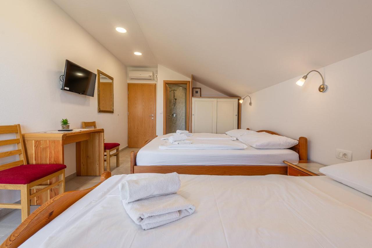 Bed & Breakfast Maki Biograd Na Moru Eksteriør billede