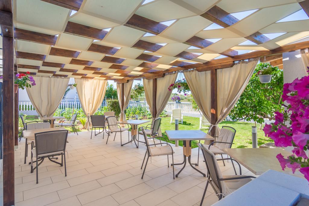 Bed & Breakfast Maki Biograd Na Moru Eksteriør billede