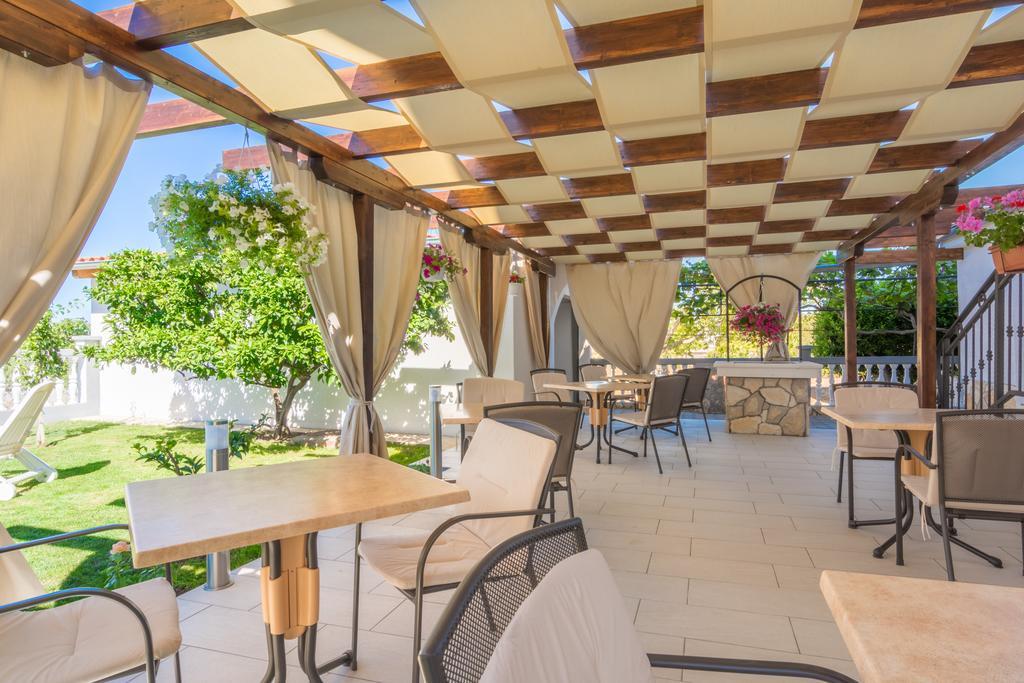 Bed & Breakfast Maki Biograd Na Moru Eksteriør billede